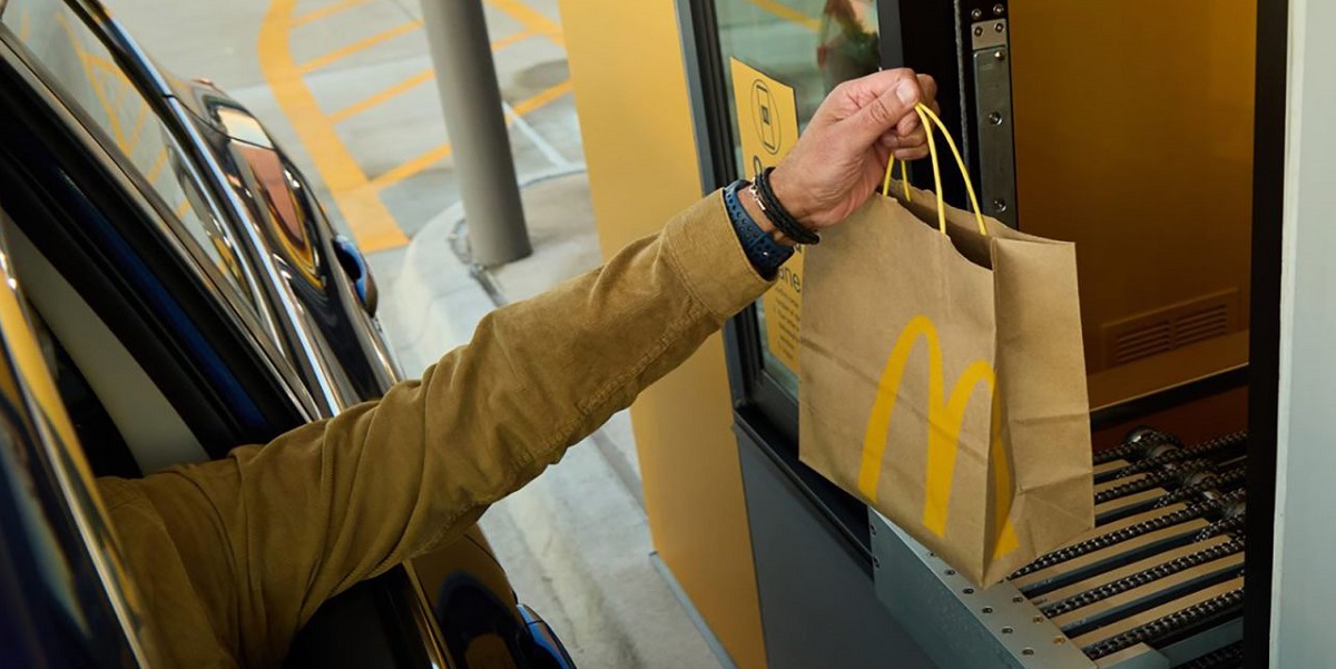 McDonald's, Форт-Уэрта, Drive Thru, роботы, Order Ahead Lane