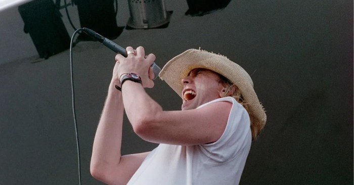 Robin Zander Net Worth 2025 Robin Zander Net Worth 2025