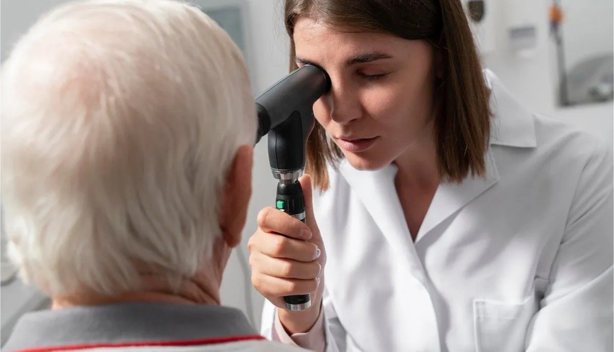 Understanding Macular Degeneration Progression CRMD