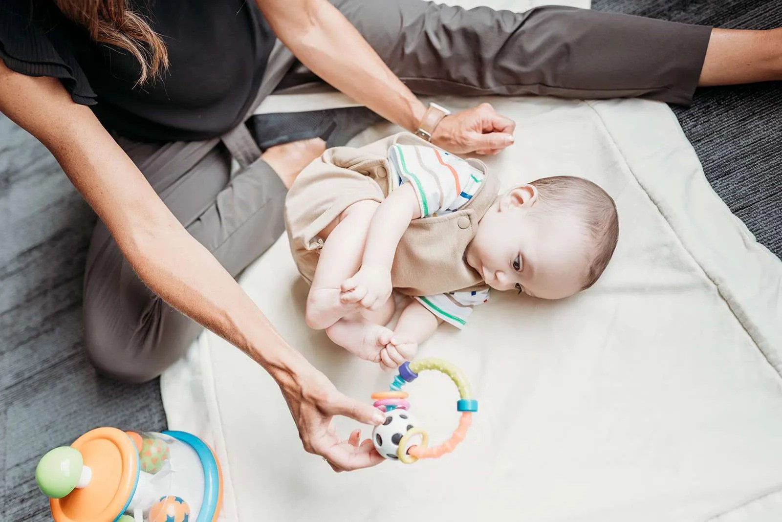 Positions for Play Put Your Baby On Their Side