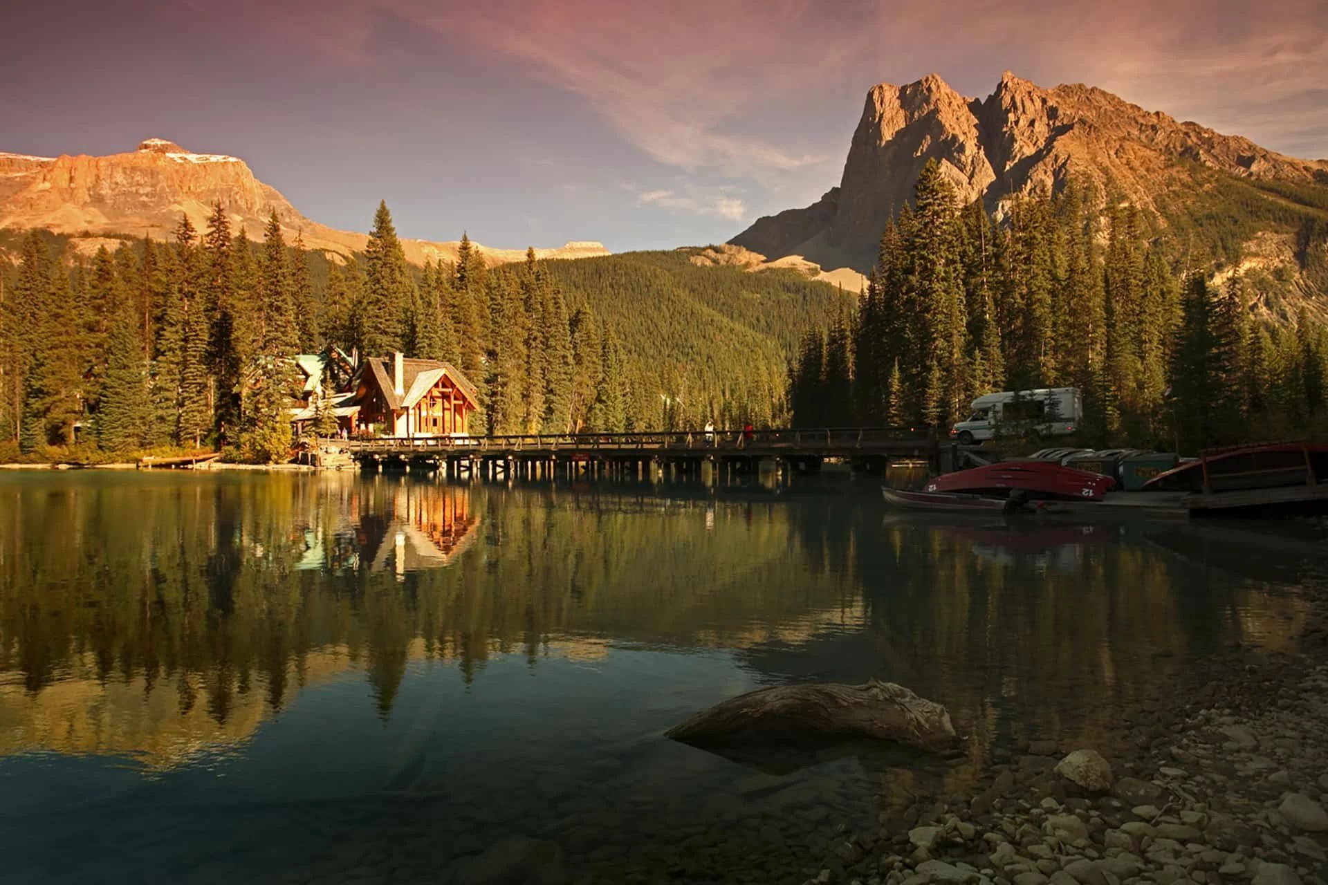 Emerald Lake Lodge Canadian Rocky Mountain Resorts