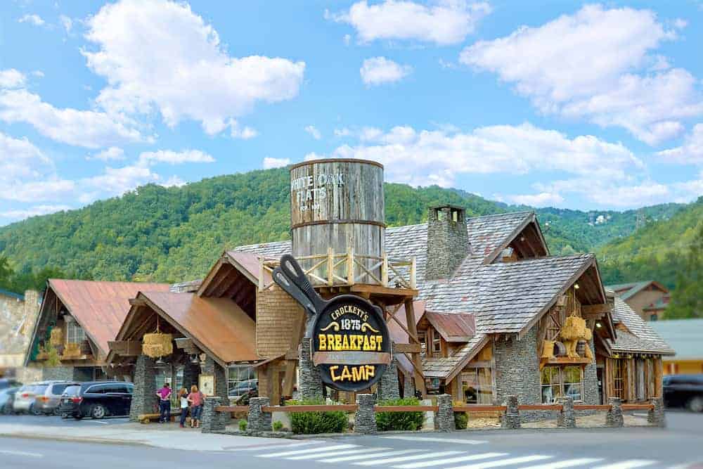 Crockett's Breakfast Camp in Gatlinburg