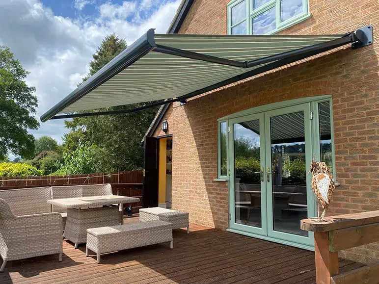 Patio awning Order to installation in twelve working days