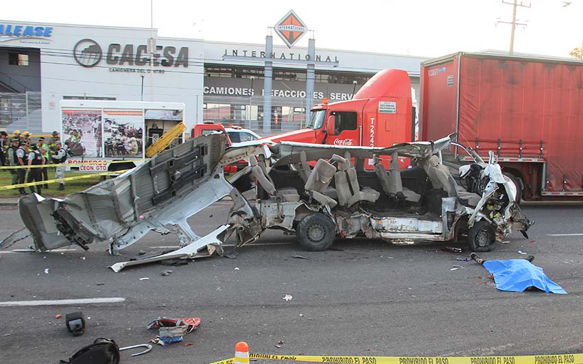 Accidente deja siete muertos en León CRONICA GUANAJUATO