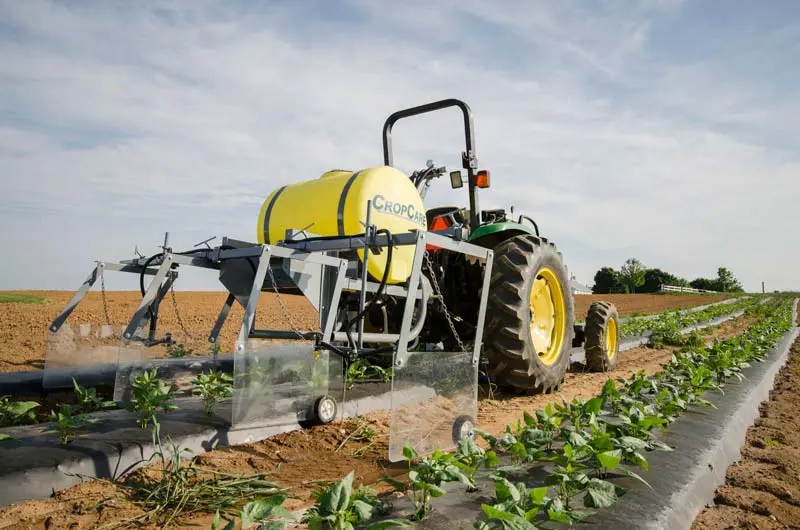 3PT Shielded Boom Sprayers CropCare®