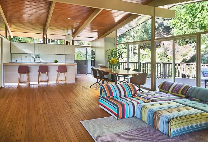 Classic Post and Beam, 1960 Crosby Doe Associates, Inc.