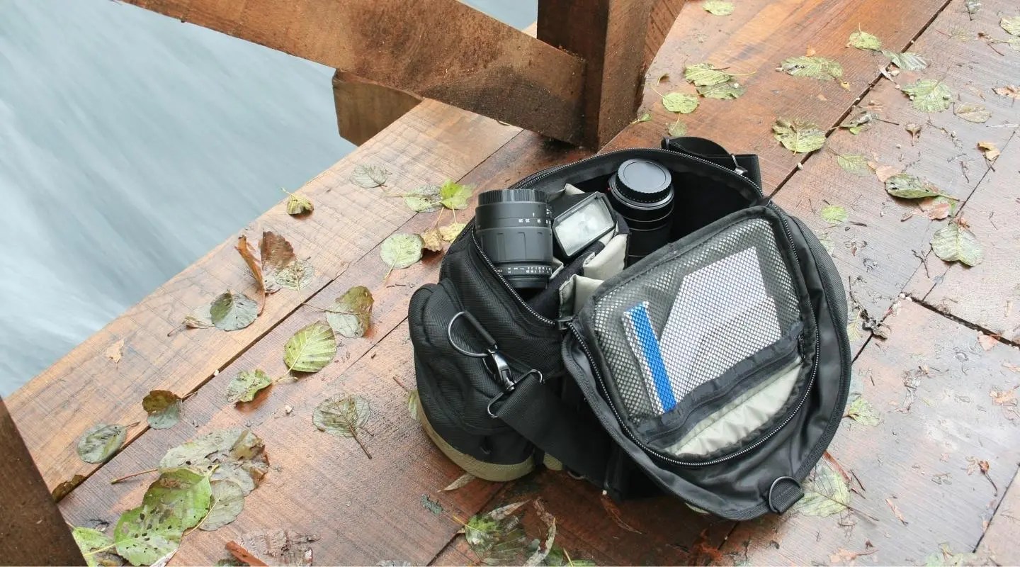 Top Ten Best Mirrorless Camera Bags You Will Love Using