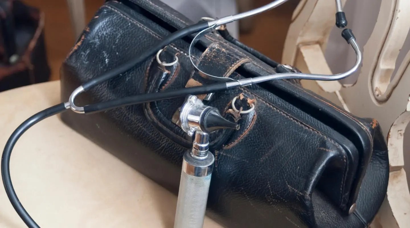 How To Store Leather Bags the Right Way Full Guide