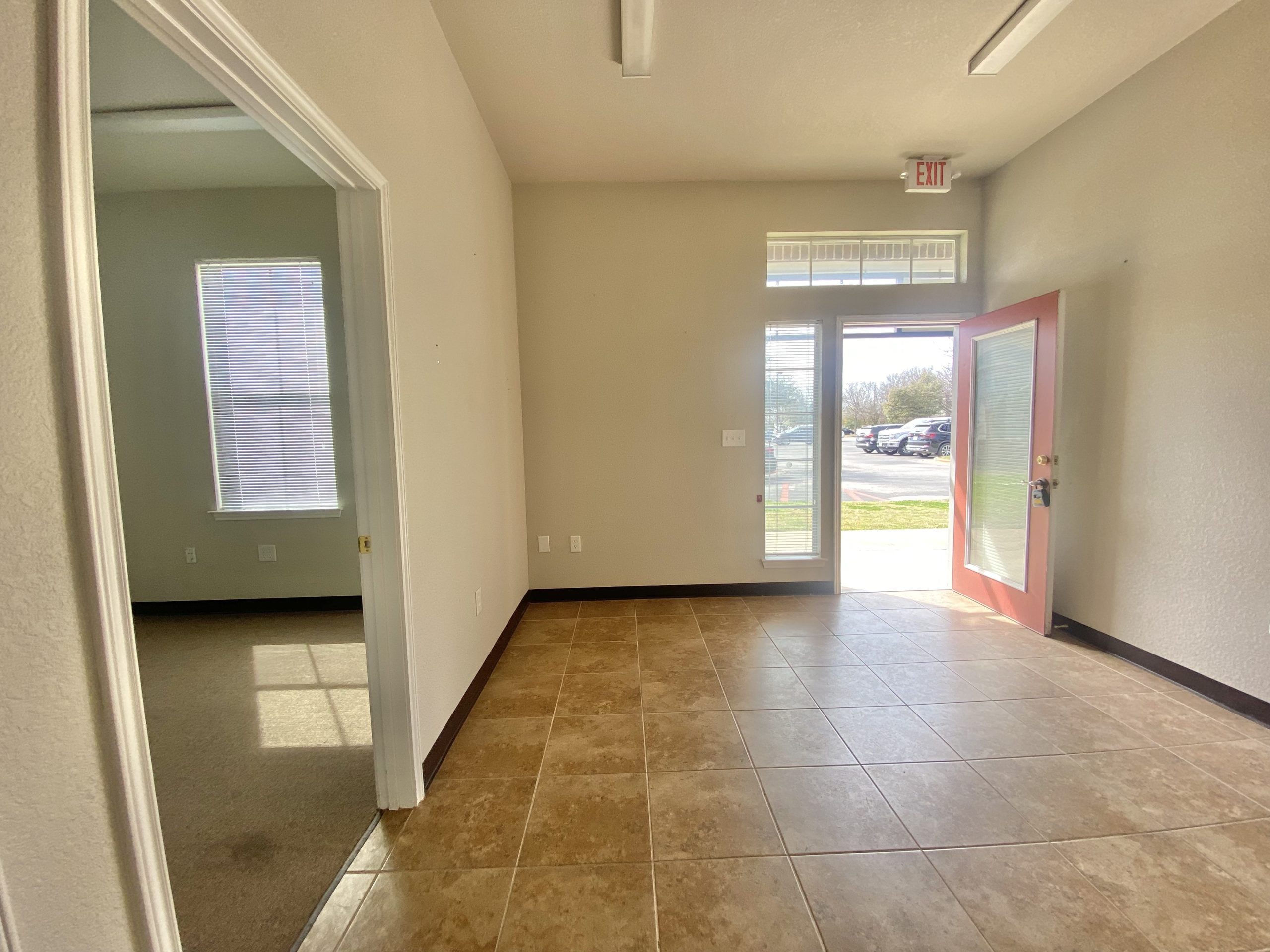 For Lease 836 SF Office Condo Round Rock, Tx Frances Crossley