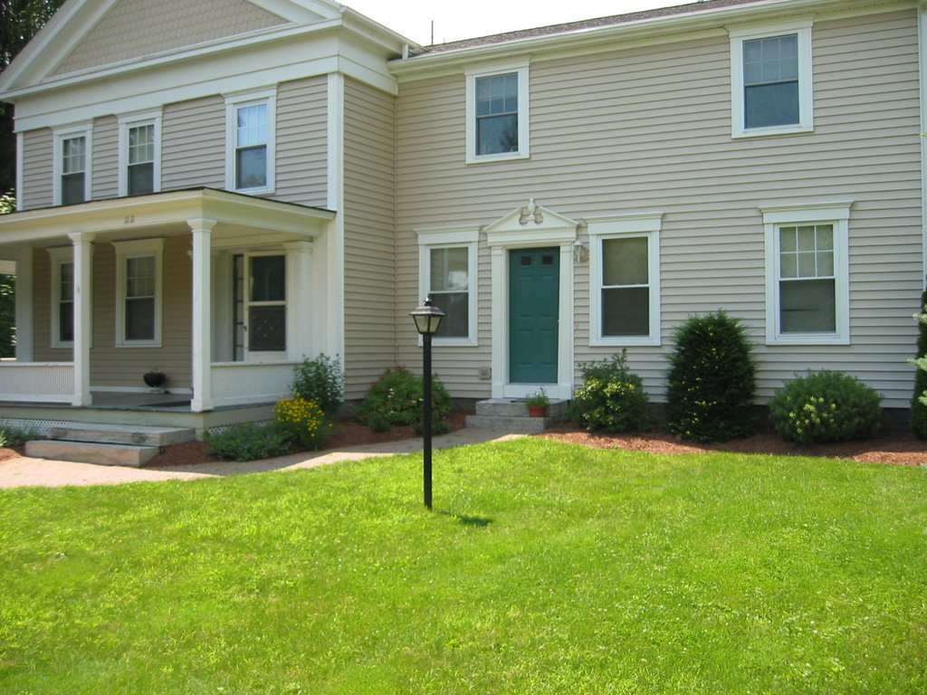 3 Bedroom 2 Bath 22 High Street Unit 11 Amherst, MA Crossman Properties