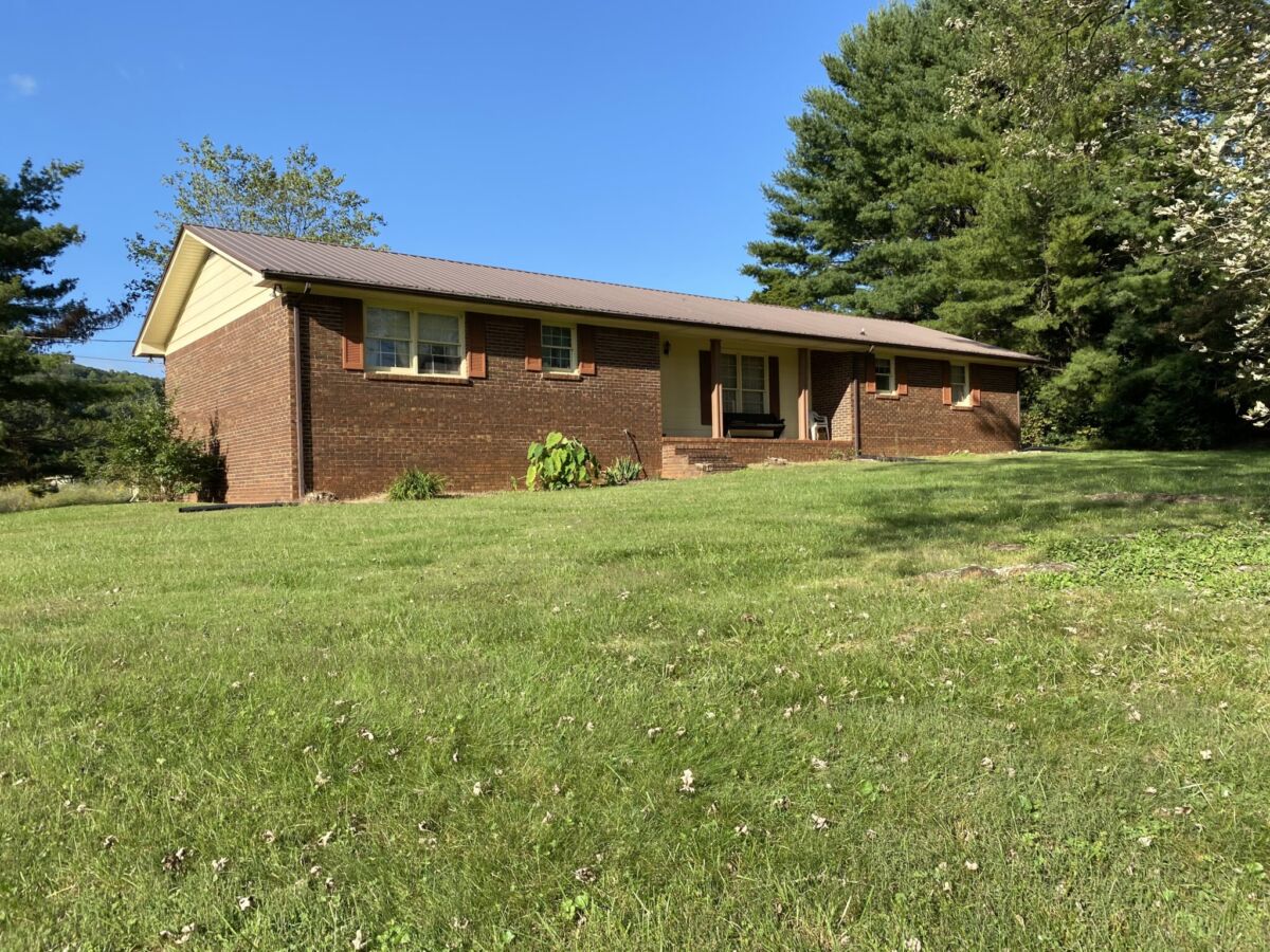 Brick Home & 5.70+ Acres, 2017 GMC Terrain, Dodge Caravan, Personal