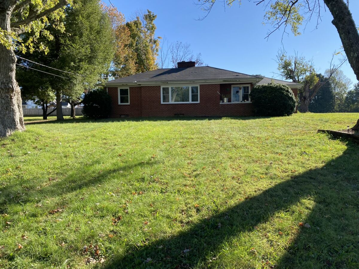 Brick Home & Lot • Basement • Chancery Court Auction Live & Online