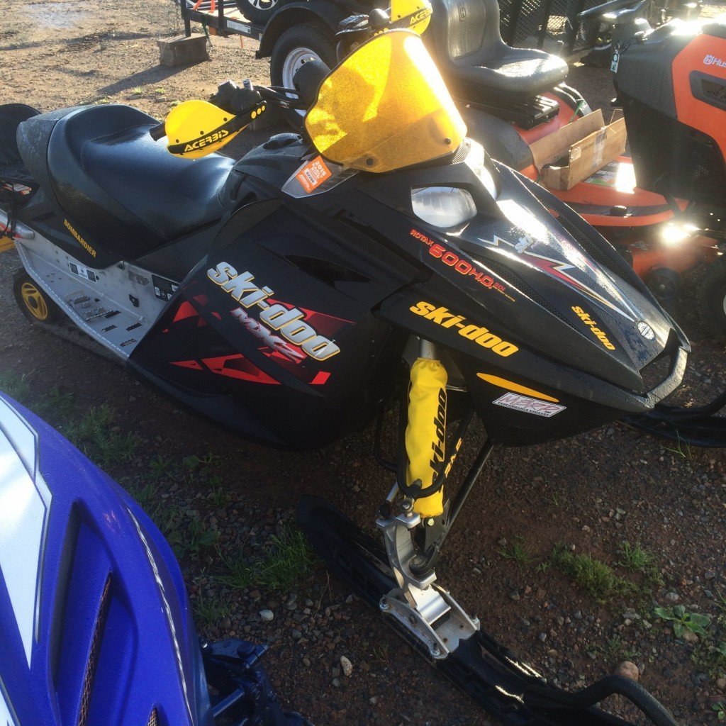 Parting Out 2006 Ski Doo 600 Sdi Cross Roads Cycle Sales