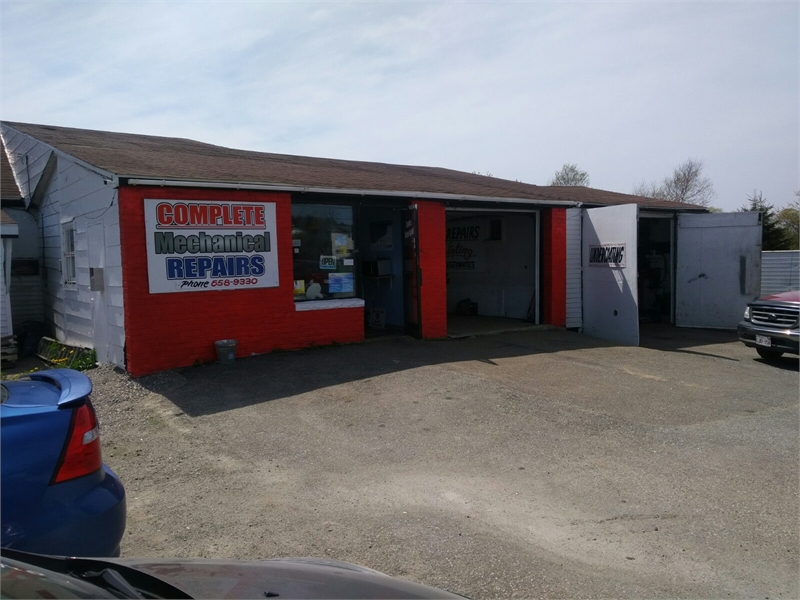 Crowes Auto Body and Mechanical Auto repairs and used car lot in