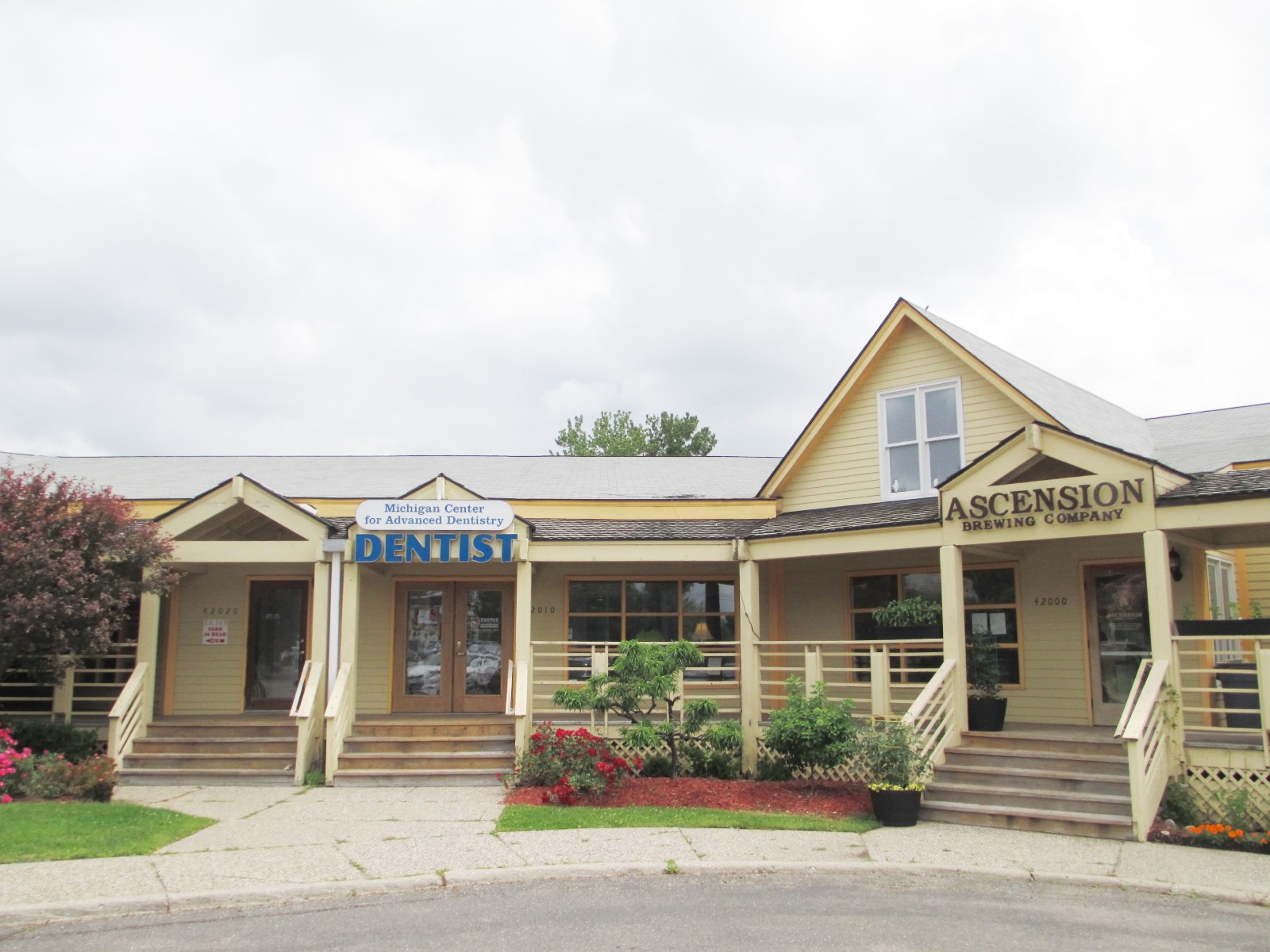 Crown Realty & Management • Crown Properties International