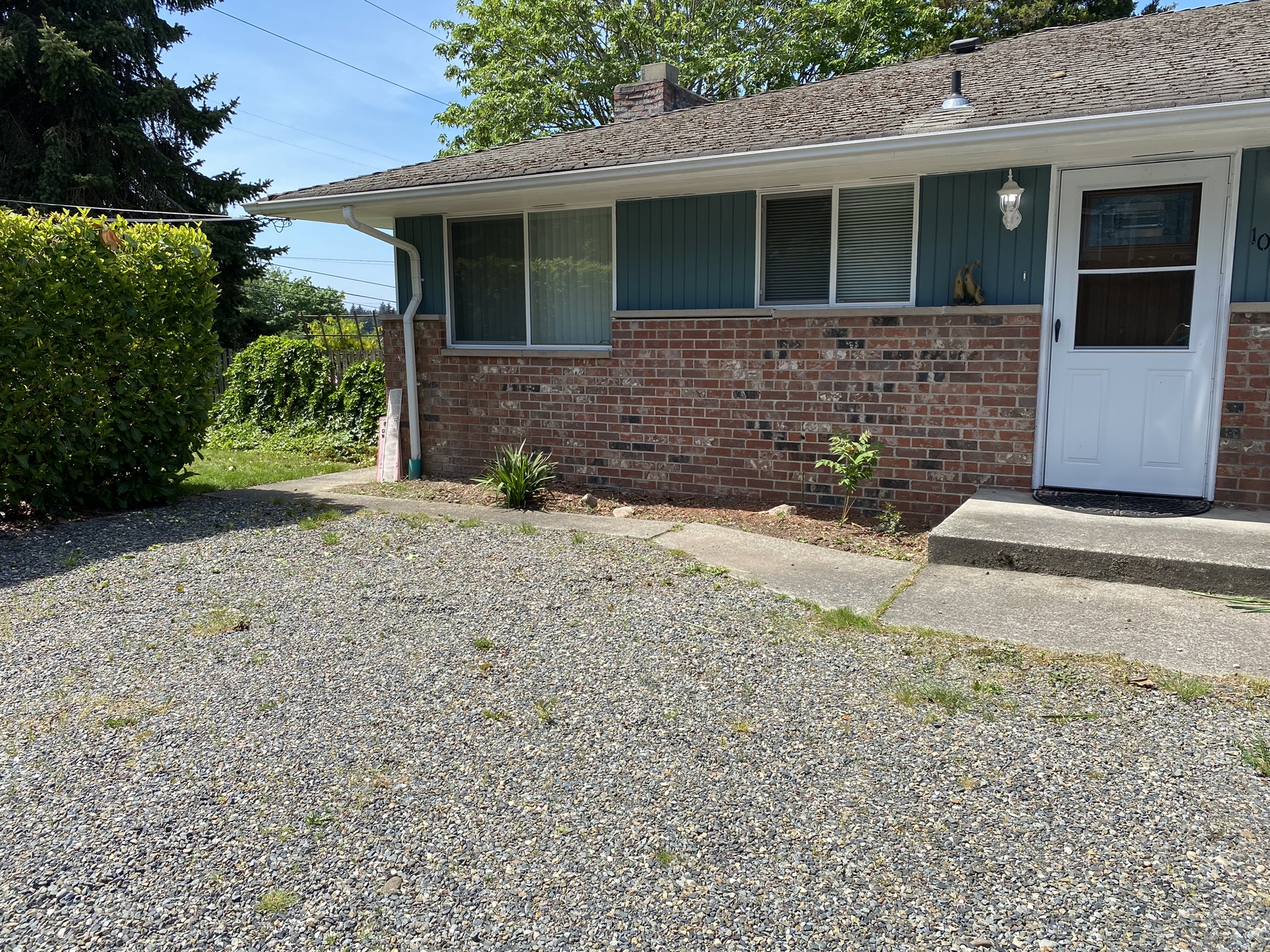 Newly remodeled 2 bedroom in a Triplex Crown Properties, Inc.