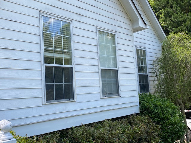 New Oriel Double Hung Windows featuring Larger Upper Sash than Lower