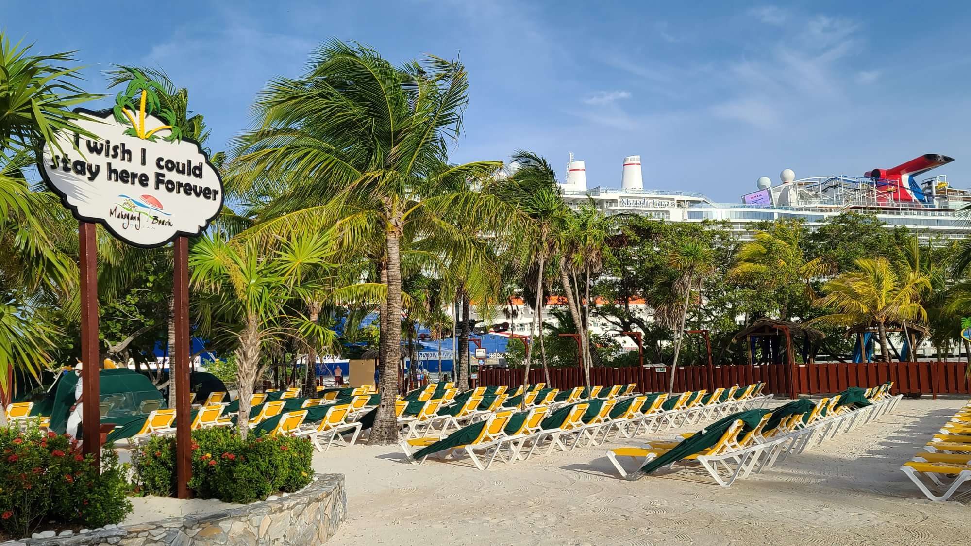 Ultimate Guide to Mahogany Bay Cruise Port in Roatan, Honduras Top