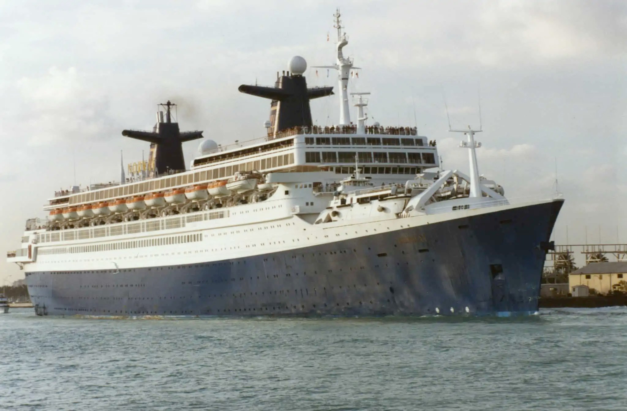 Last Look Sovereign of the Seas [PHOTOS]