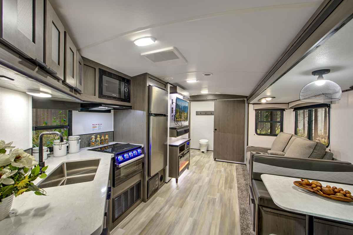 Embrace Cruiser RVs