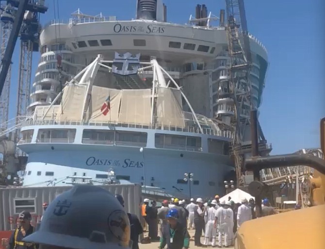 Oasis of the Seas Involved in Dry Dock Accident at Grand