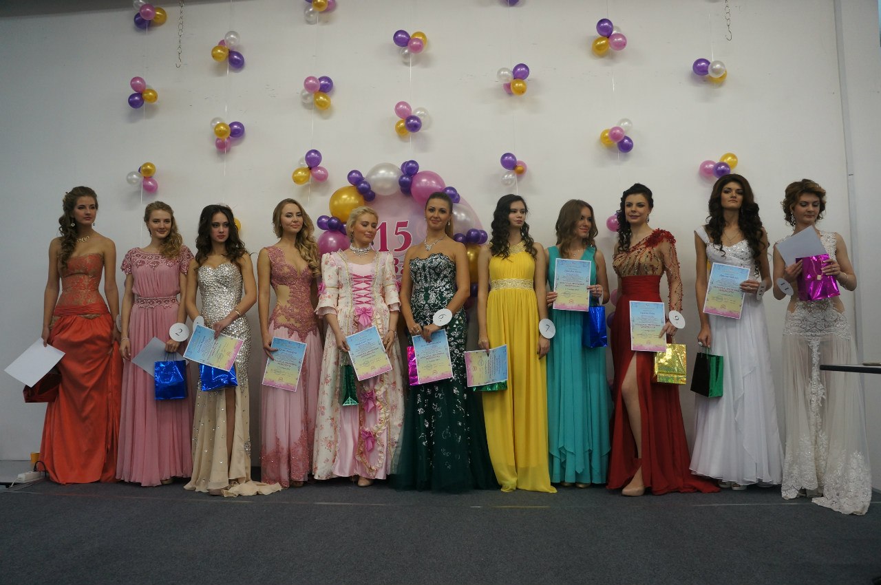 Crush Goddess Marina Crush Fetish info-CRUSH100