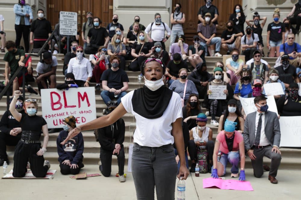 Priest apologizes for comparing Black Lives Matter to ‘maggots and