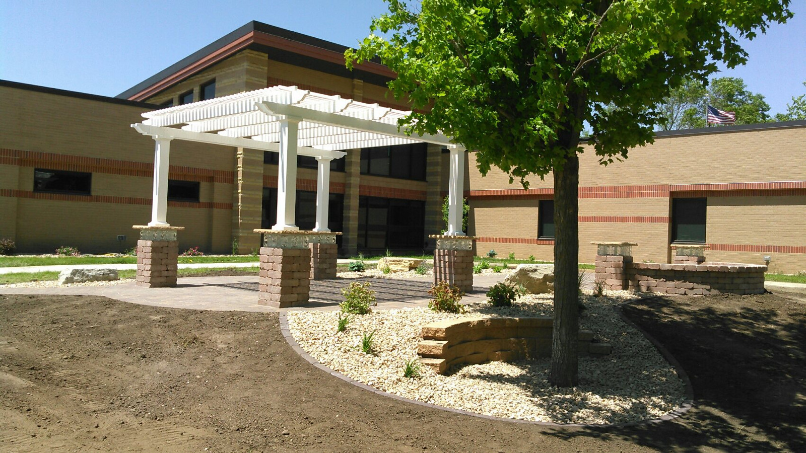Pergolas Custom Retaining Walls