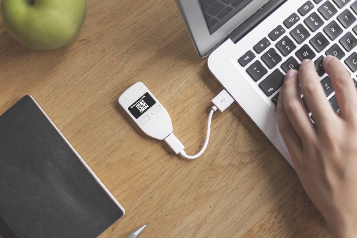 TREZOR Test complet et avis du wallet pour cryptomonnaies CryptoActu