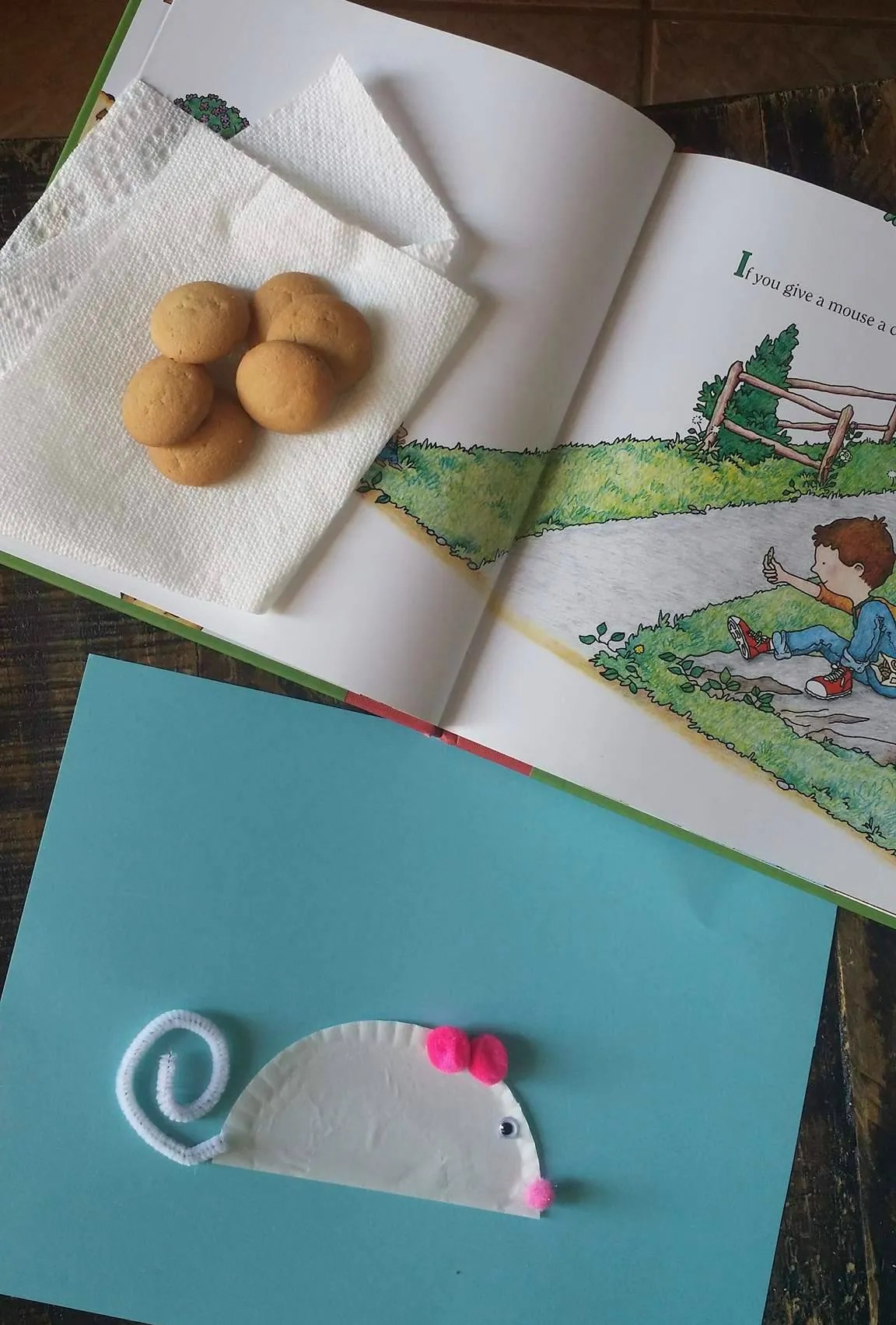 Preschool Mouse Craft Using Cupcake Liners