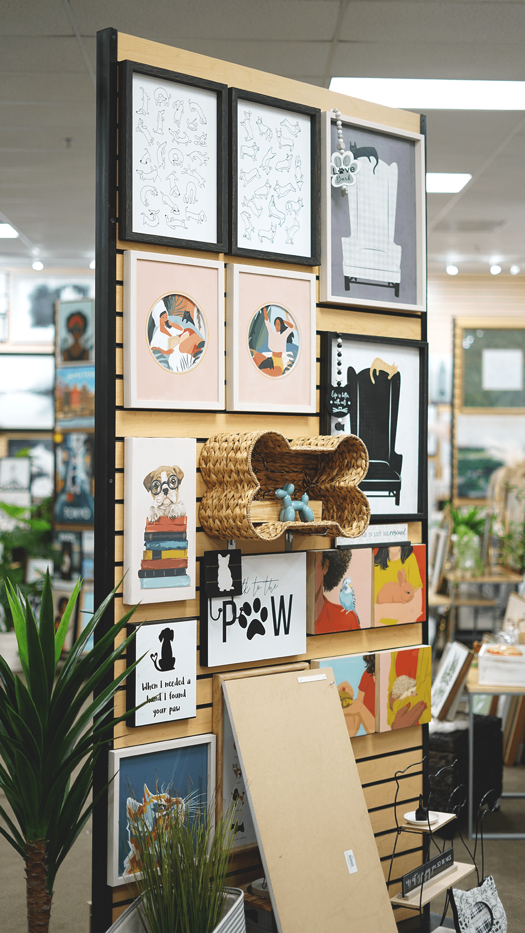 Los Angeles Showroom Crystal Art Gallery