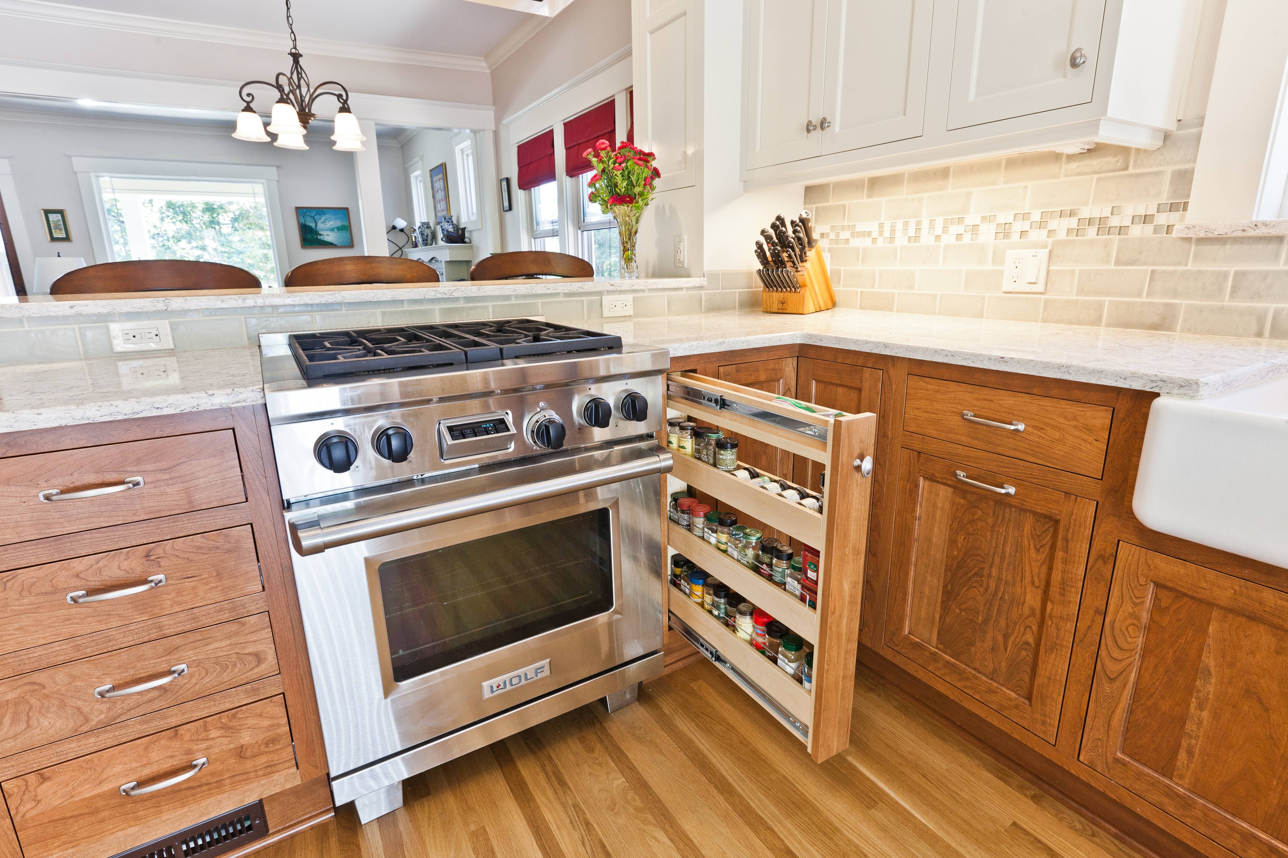 Narrow Pull Out Storage Crystal