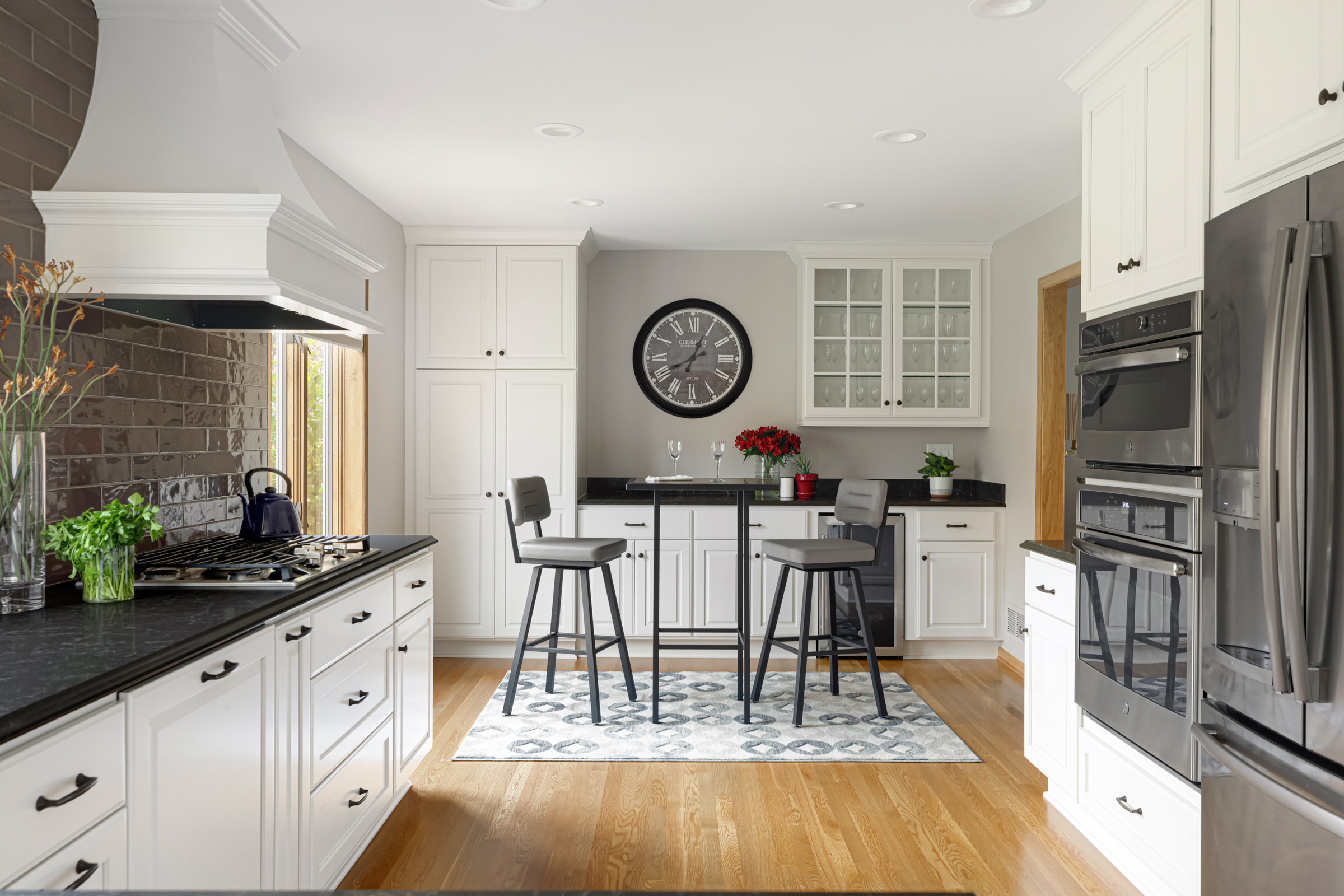 Entertainers Dream Kitchen Kitchen Remodel in Eagan MN