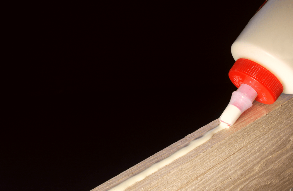 8 Best Glues For Jewelry in 2021【For Stones & Gems】 Crystalopedia