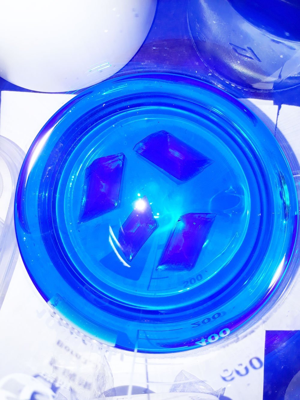 The Extended Guide to Growing Copper Sulfate Crystals