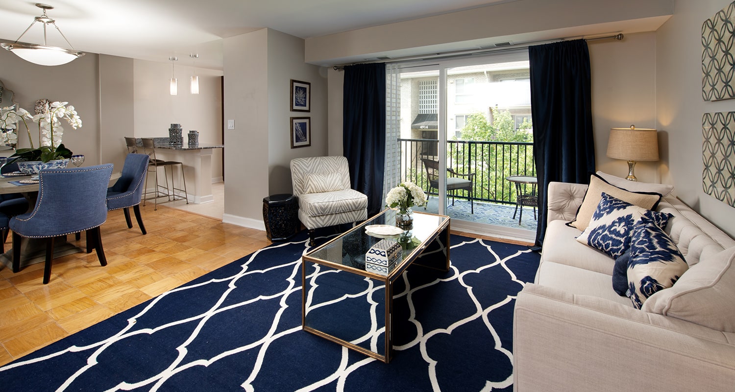 Alexandria, VA Apartments Crystal Woods Apartments