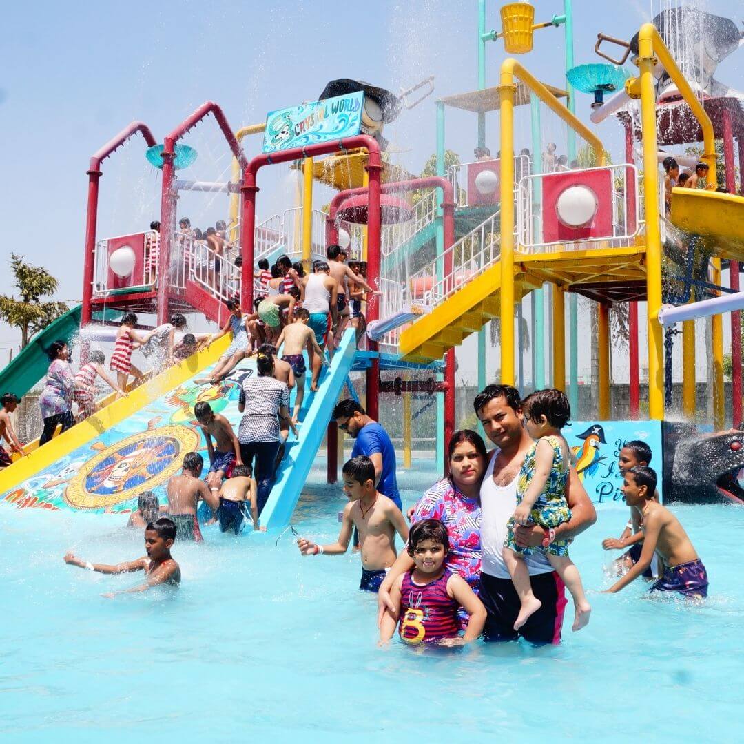 Gallery Crystal World