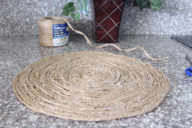 How to make a Rustic Jute Placemat