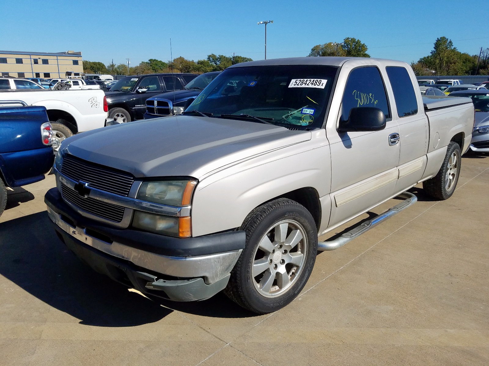 2004 CHEVROLET SILVERADO C1500 for Sale TX DALLAS SOUTH Thu. Jul