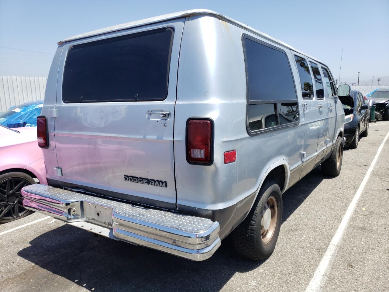 1991 DODGE RAM VAN B250 for Sale CA VAN NUYS Tue