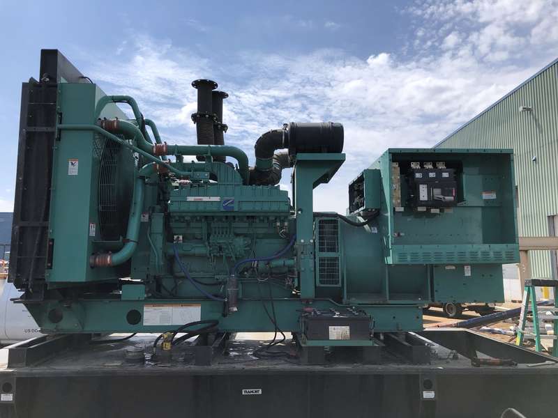 Used Cummins DFHD QST30G5 Diesel Generator 313 Hrs 1000 KW 0 Price