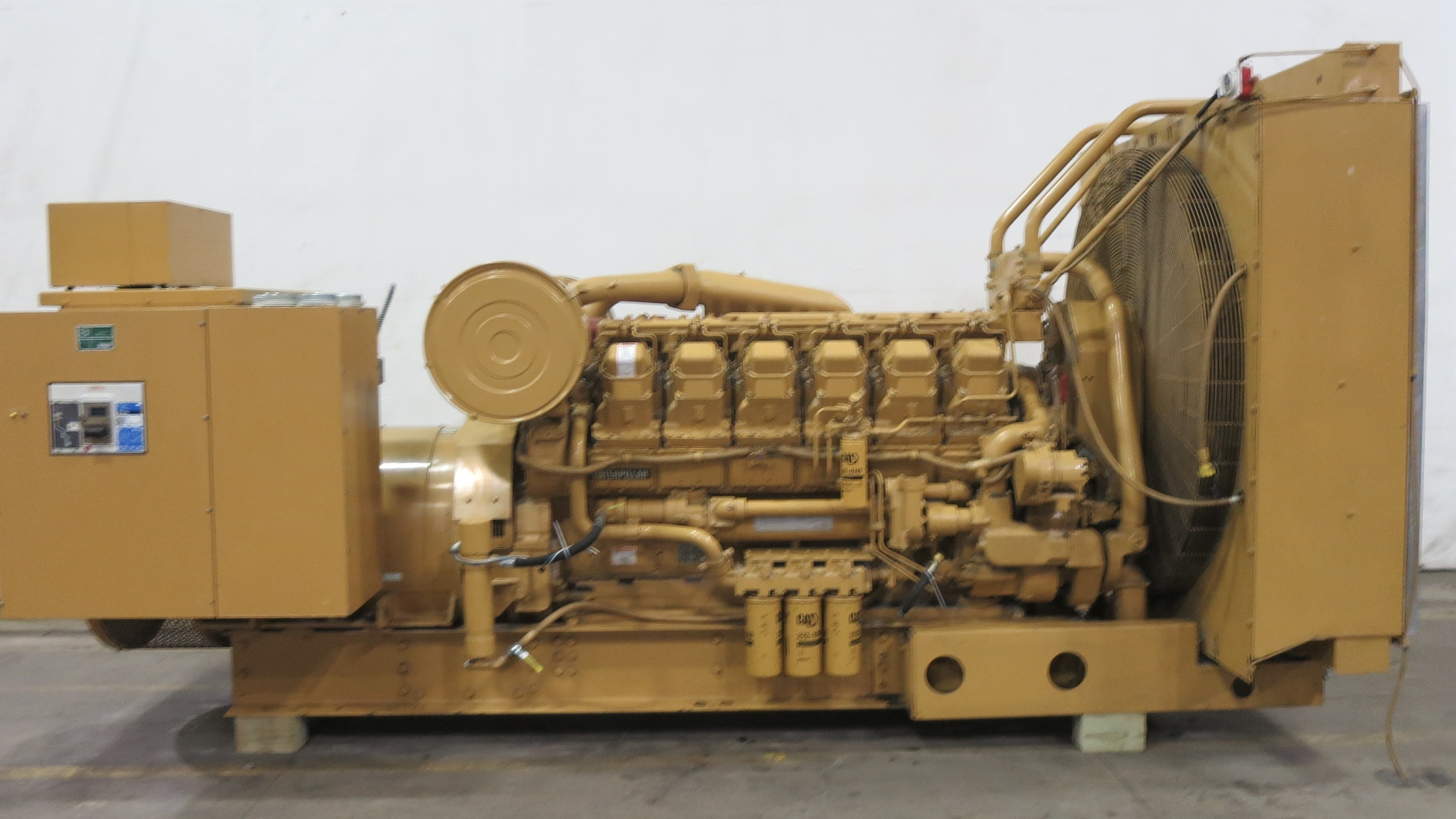 Used Caterpillar 3512 Diesel Generator 211 Hrs 1100 KW 0 Price CSDG