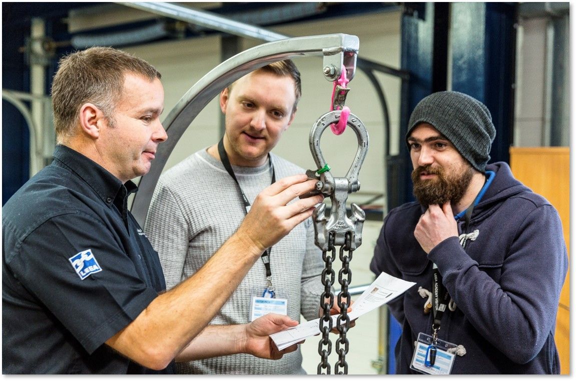 LEEA launches new Powered Lifting Machines and Manual Lifting Machines courses on its Academy 2.