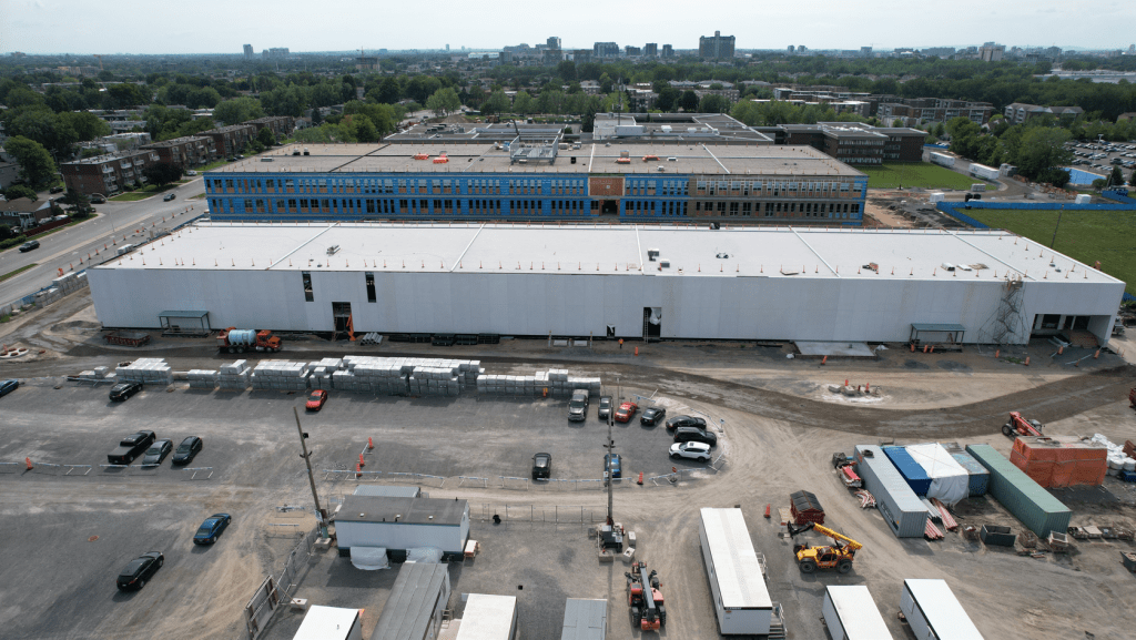 Nouvelle école secondaire de PontViau/LavaldesRapides Centre de