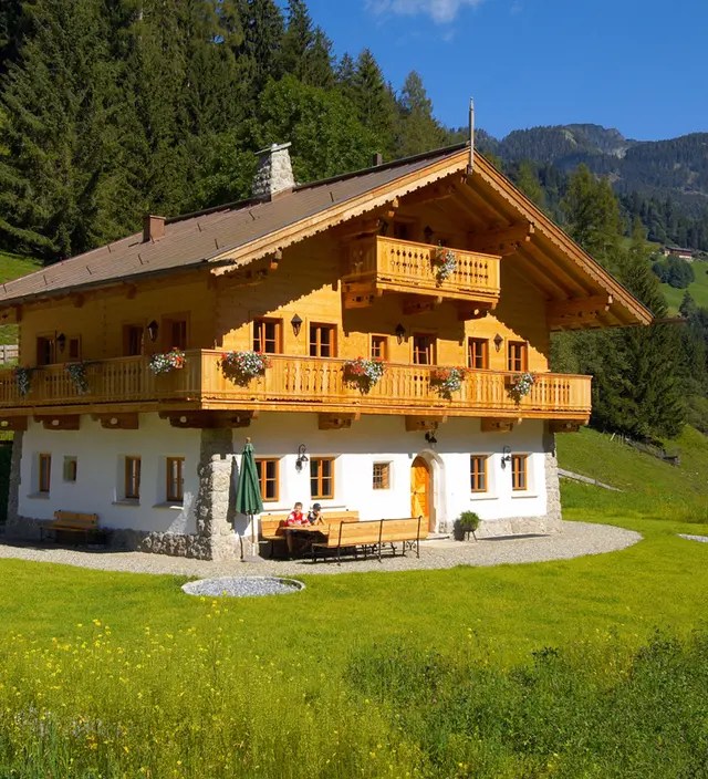Hüttenurlaub in den Alpen in über 300 Hütten und Chalets mieten