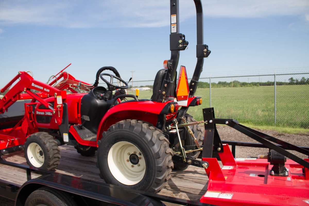 Branson 2400H Tractor Package (Wichita Location) CSTK