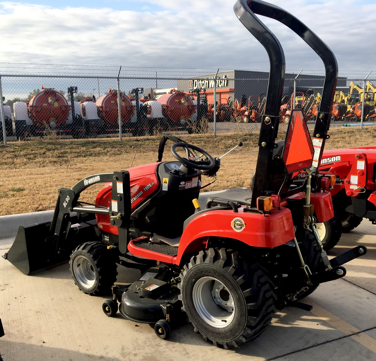 2019 Branson 1905H Tractor CSTK