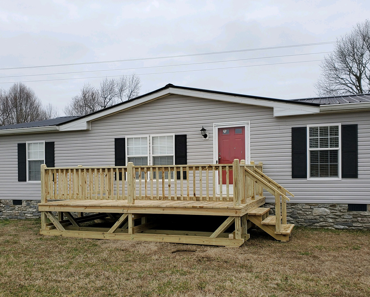 PreBuilt Portable Decks Deck Builder in Middle TN