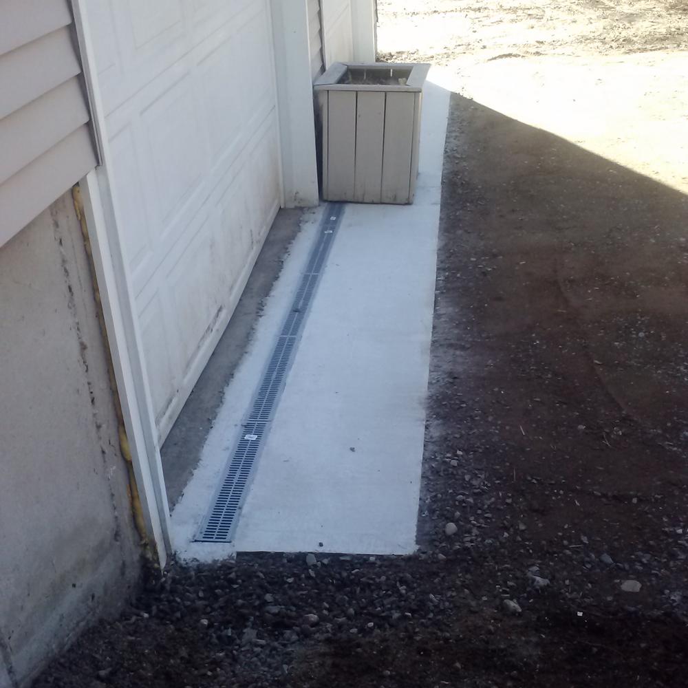 WET LAWNS AND DRIVEWAYS Connecticut Drainage Pros