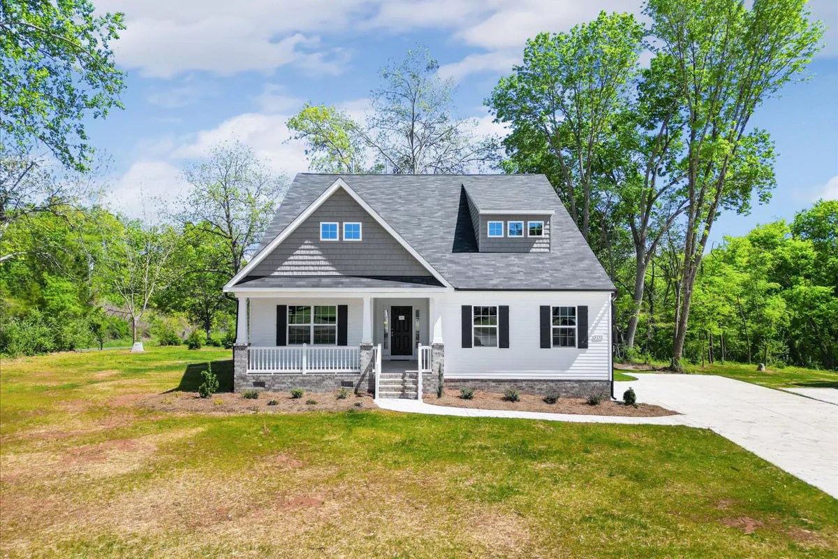 Windsor Homes Salem Woods